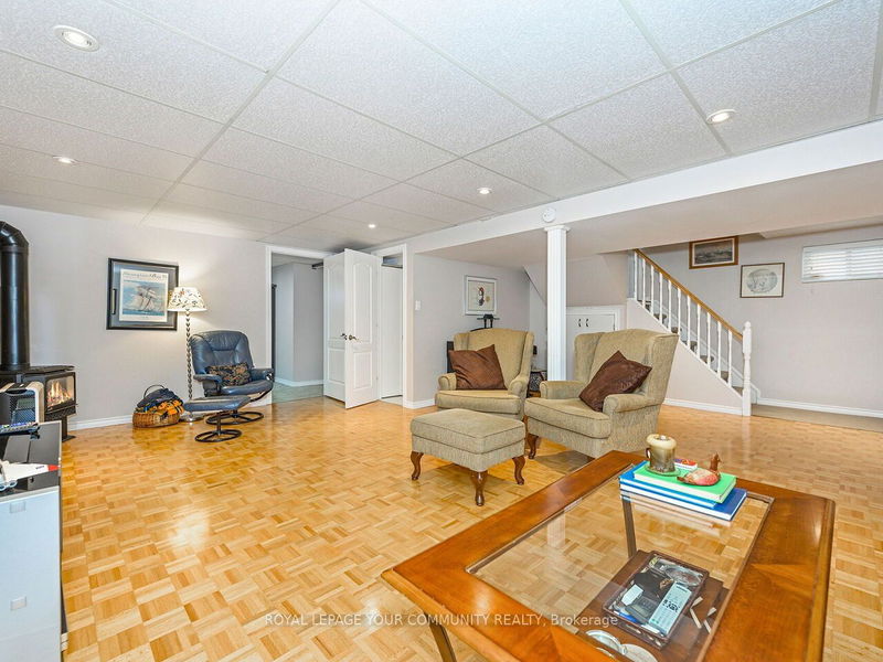 38 Vanguard Dr  Toronto, M9B 5E6 | Image 20