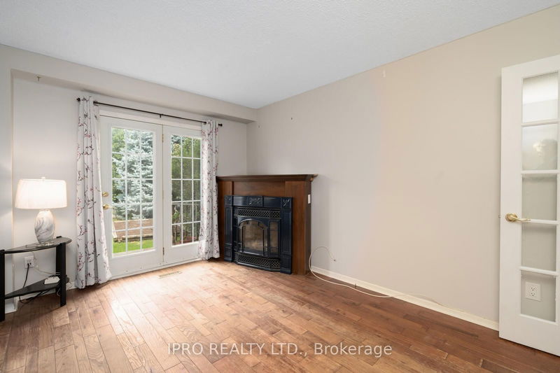 22 Stephensen Crt  Brampton, L6V 3X8 | Image 12