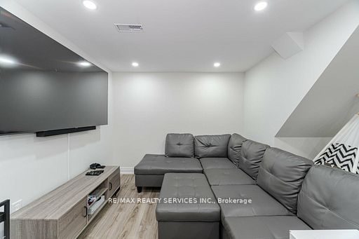 60 Bramhall Circ  Brampton, L6V 2G4 | Image 32