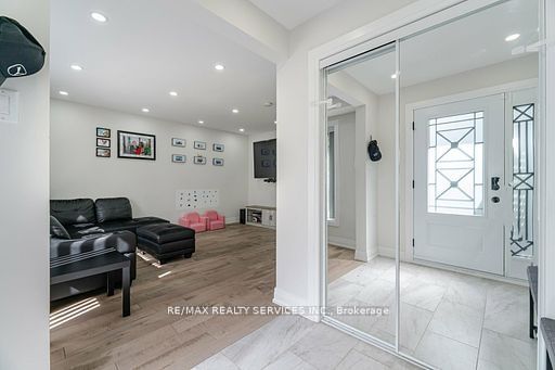 60 Bramhall Circ  Brampton, L6V 2G4 | Image 6