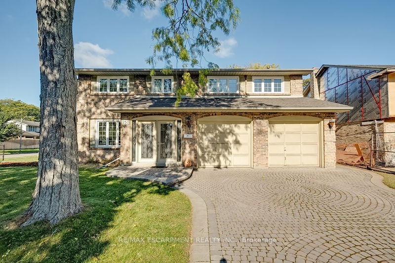 251 Glen Afton Dr  Burlington, L7L 1G8 | Image 1