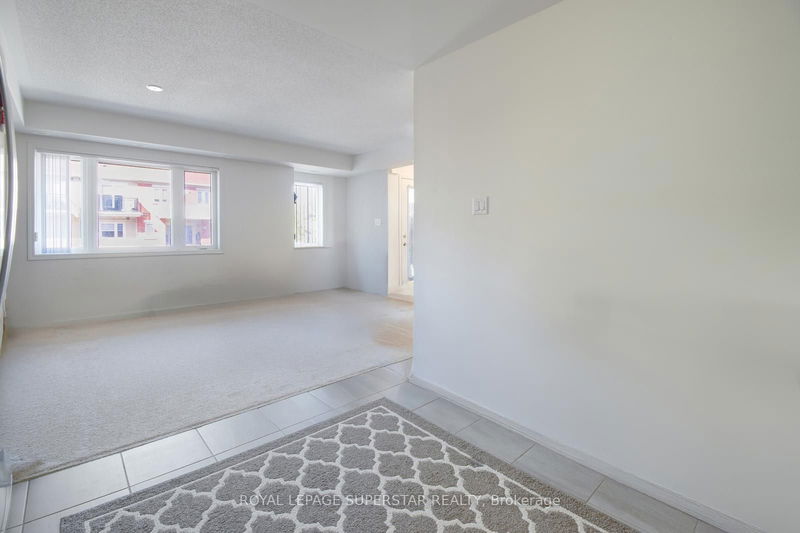  291 - 250 Sunny Meadow Blvd  Brampton, L6R 3Y7 | Image 19