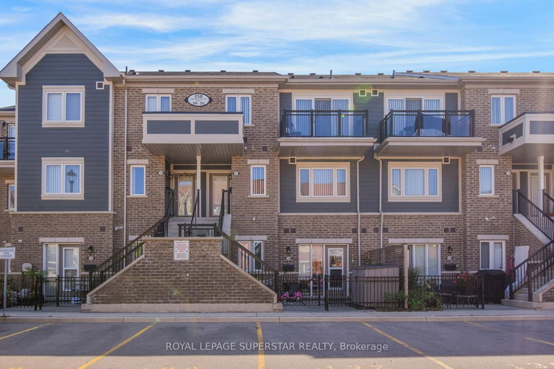  291 - 250 Sunny Meadow Blvd  Brampton, L6R 3Y7 | Image 4