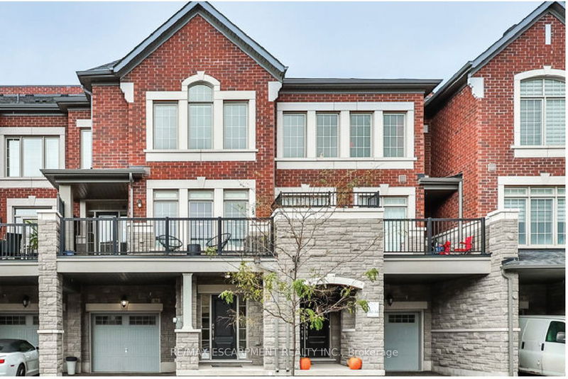 16 Backwater Tr  Brampton, L7A 5B8 | Image 1