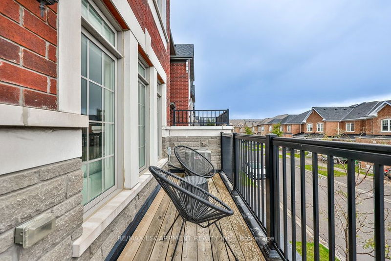 16 Backwater Tr  Brampton, L7A 5B8 | Image 17