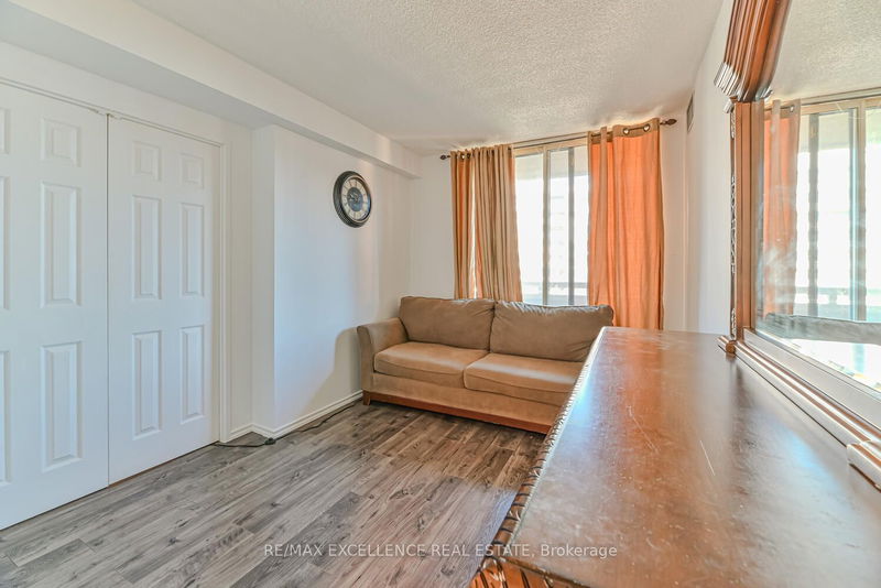  1002 - 5 Lisa St  Brampton, L6T 4T4 | Image 26