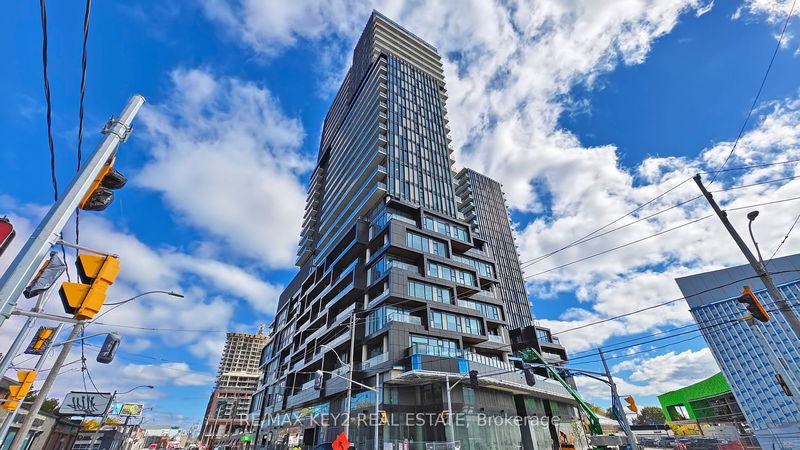 home for lease on 2204-1285 Dupont Street