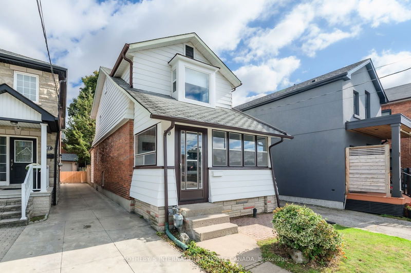 home for sale on 29 Florence Crescent S
