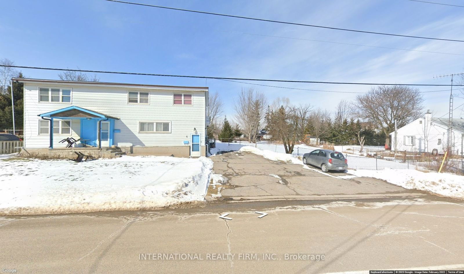 Building at 4 3rd Side Road, Milton, Milton Heights