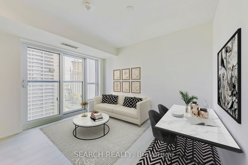 home for lease on 1103-7 Mabelle Avenue
