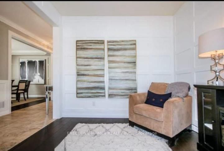 1211 Winter Cres, Milton, L9T 6V8 | Image 2