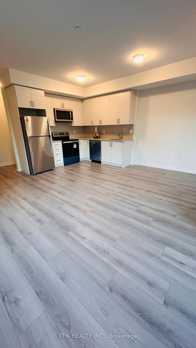 Unit 9 — 3540 Colonial Dr, Mississauga - Erin Mills image-0-3