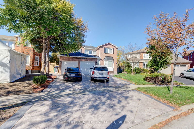 home for lease on 3445 Burgess Crescent