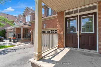 Unit Upper — 16 Raccoon Street — photo 3