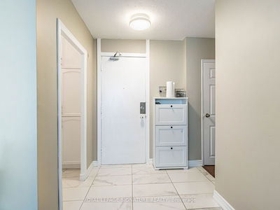 Unit 706 — 80 Grandravine Dr, Toronto - Downsview-Roding-CFB image-0-2