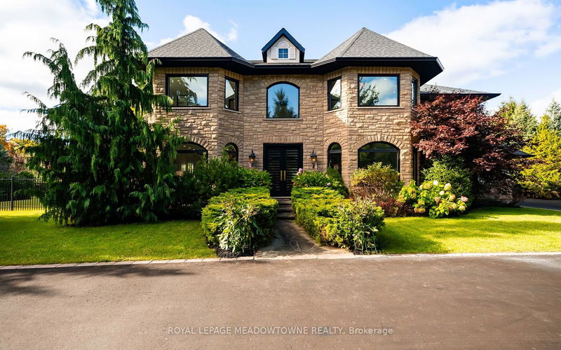 home for sale on 17 Abbitt Crescent