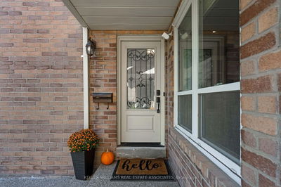 1321 Valerie Cres, Oakville - Clearview image-0-2