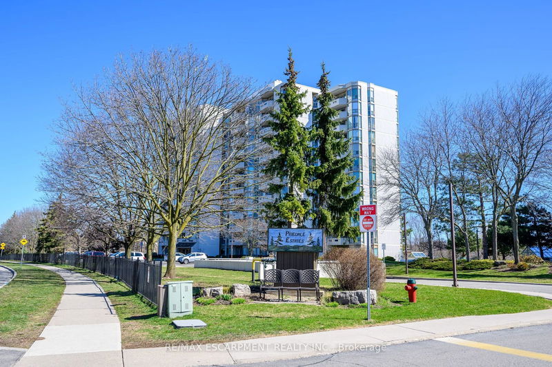 home for sale on 203-5090 Pinedale Avenue