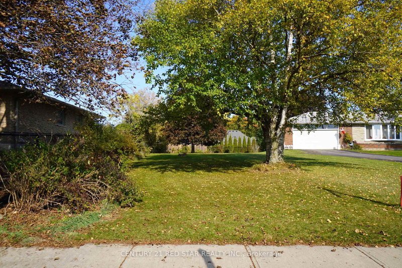 157 Churchill Rd S, Halton Hills, L7J 2H9 | Image 3