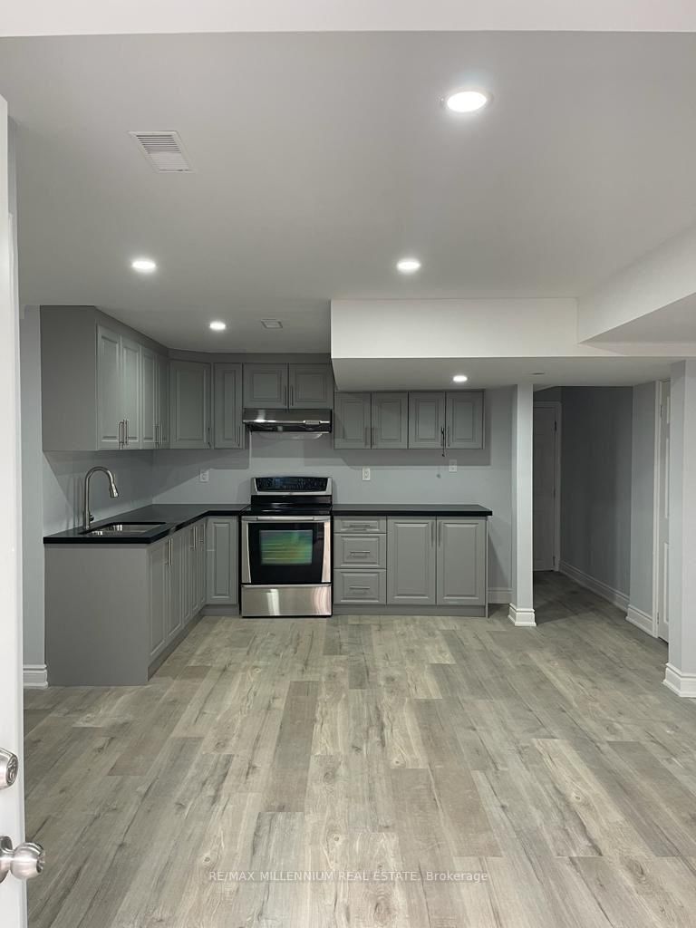 home for lease on 10 Vision Way