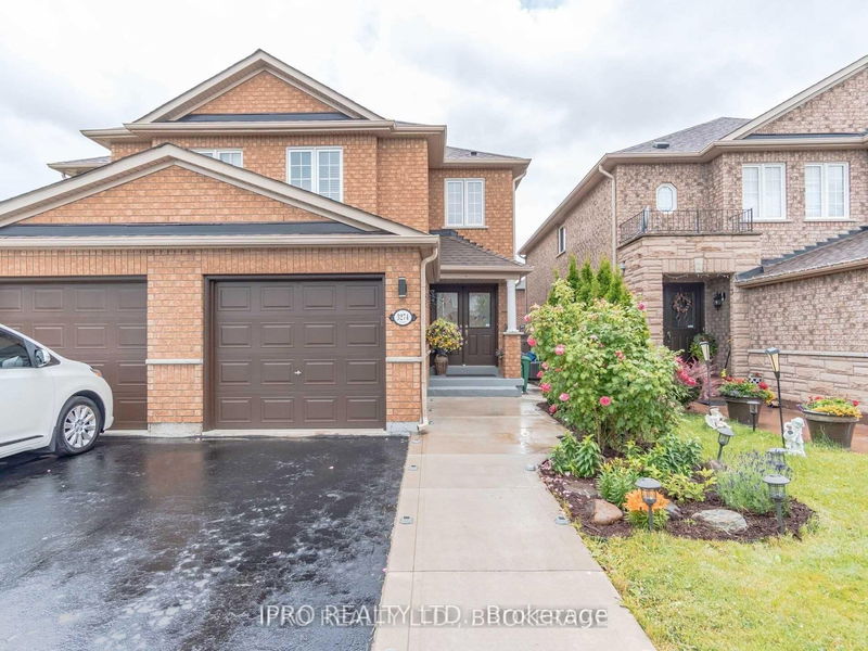 home for lease on 3274 Raindance Crescent