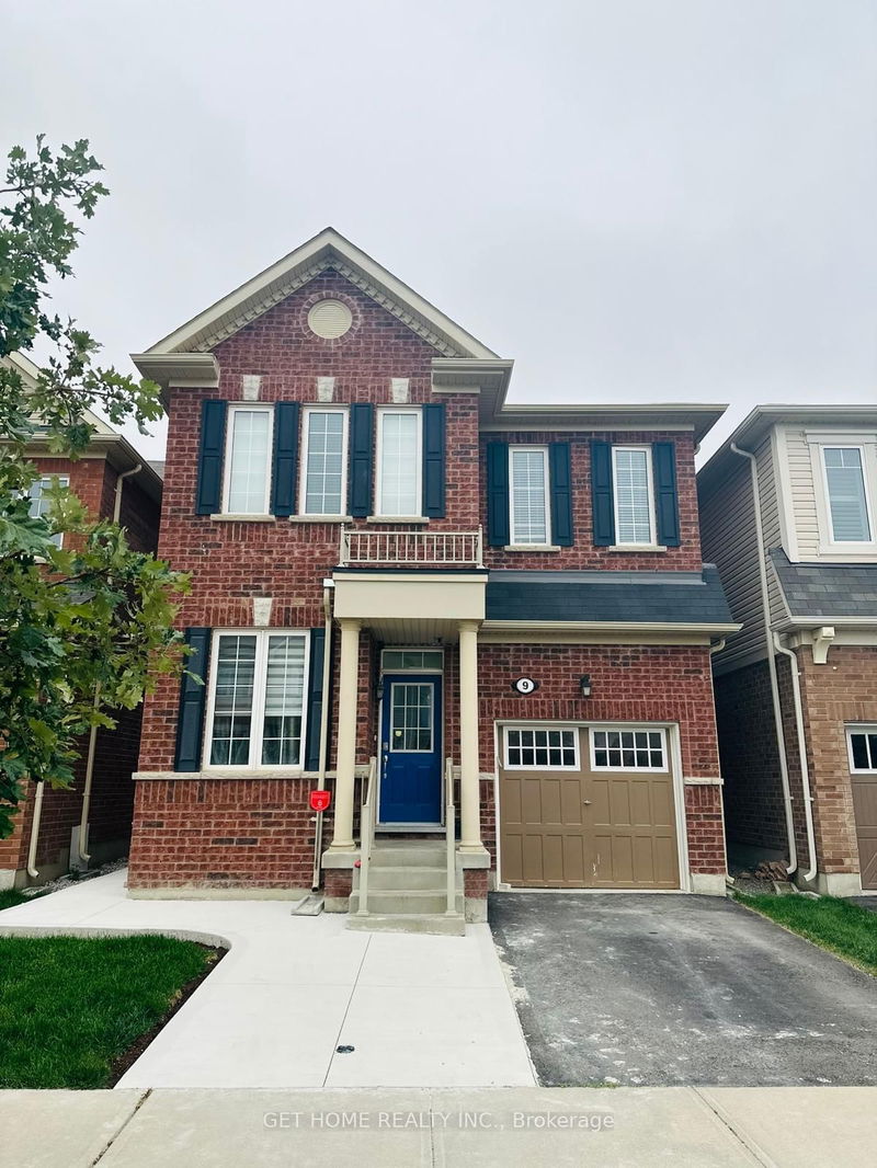 home for lease on Bsmt-9 Redfern Street