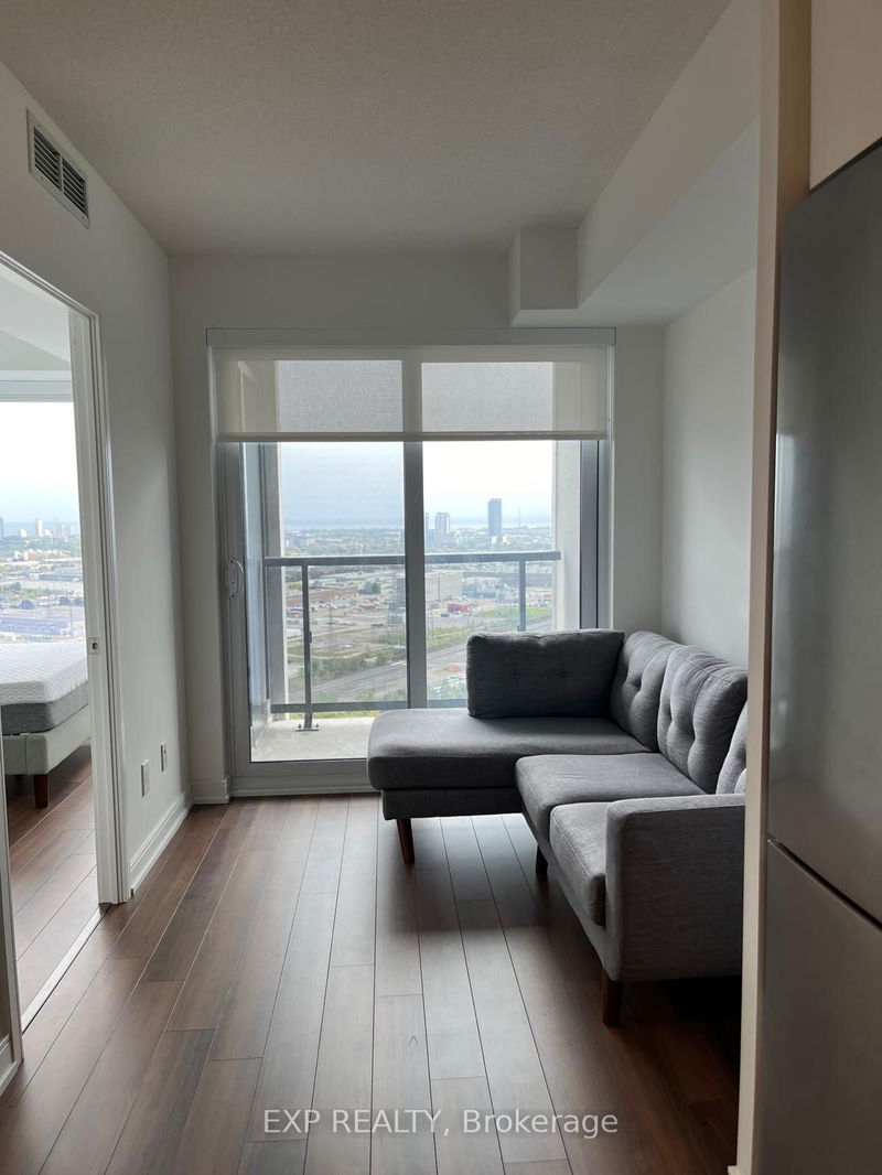 home for lease on 2209-30 Samuel Wood Way