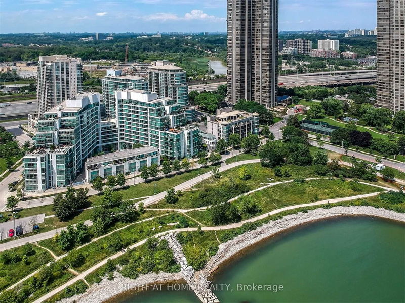 5 Marine Parade Dr #605, Toronto, Ontario (MLS W9418980)