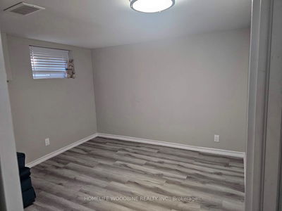 14 Kirby Rd, Toronto - Downsview-Roding-CFB image-0-4