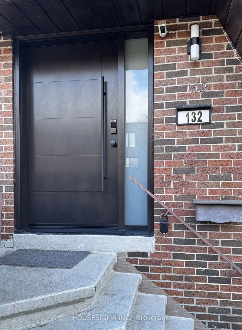 home for sale on 132 Maplebranch Path