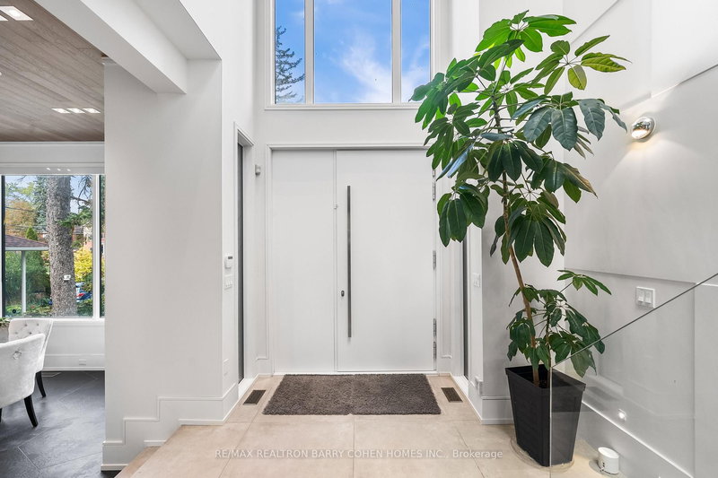 67 Lake Promenade, Toronto, M8W 1A2 | Image 3