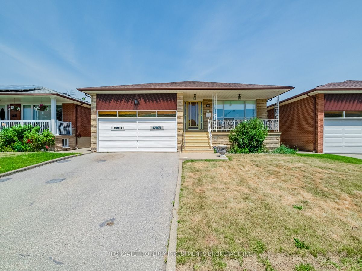 Building in 81 Maryhill Drive