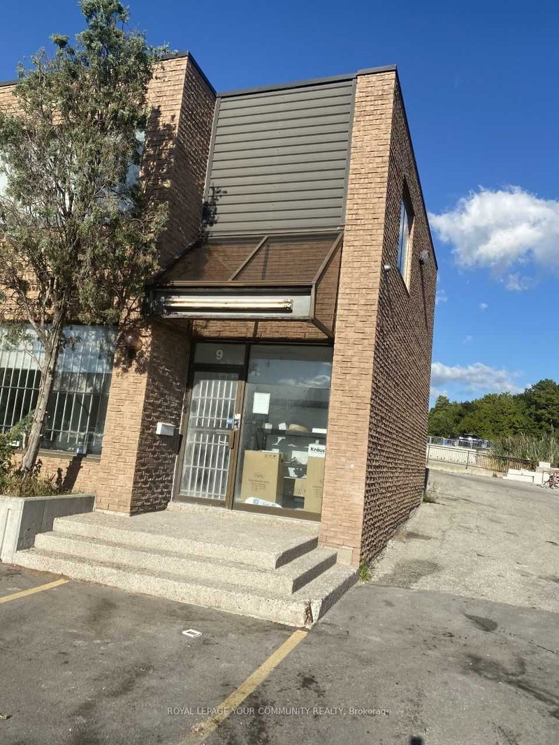 8-9 - 425 Eddystone Ave, Toronto, L3N 1H8 | Image 2