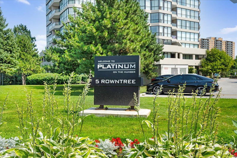 5 Rowntree Rd #911, Toronto, Ontario (MLS W9507117)