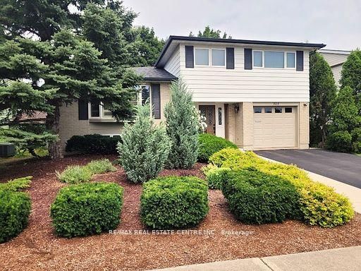 home for sale on 868 Cabot Trail