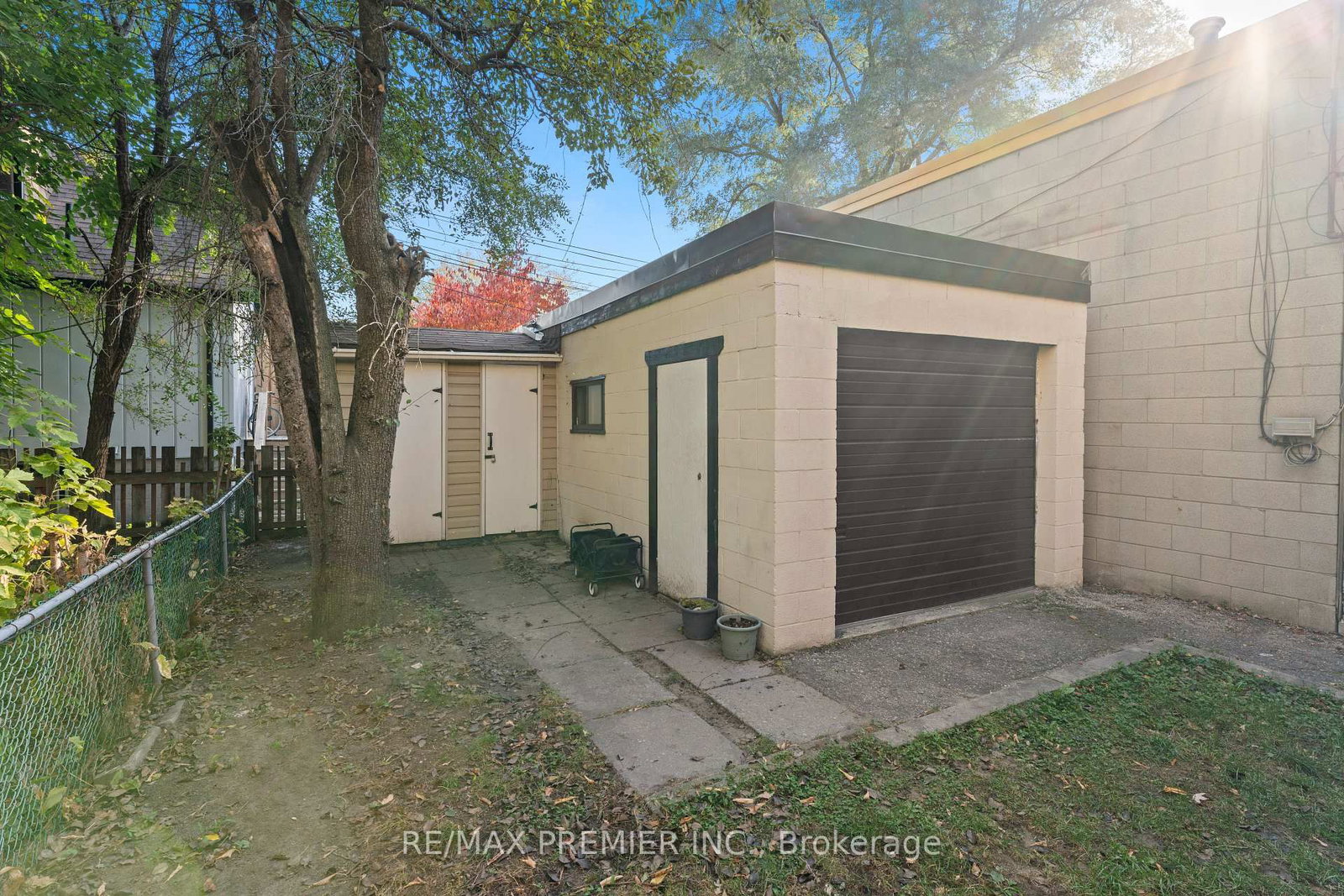 Listing Image 22