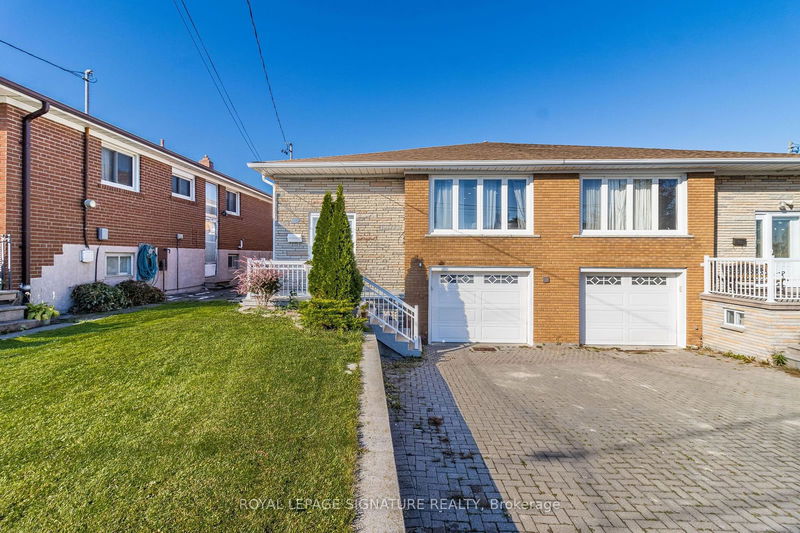 66 Arleta Ave, Toronto, Ontario (MLS W9507596)