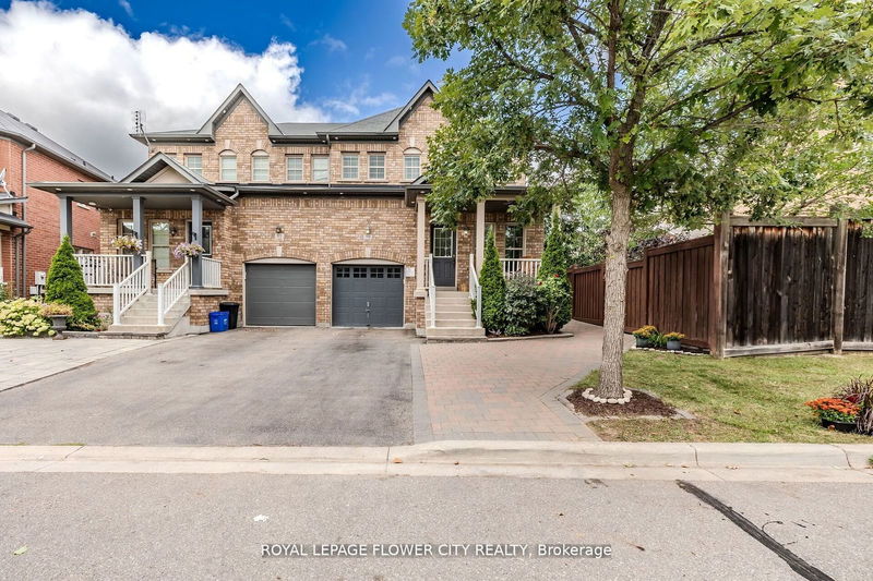 home for sale on 79 Mander Place N