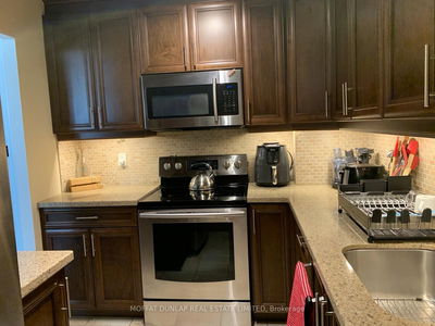 Unit 909 — 151 La Rose Ave, Toronto - Humber Heights image-0-4