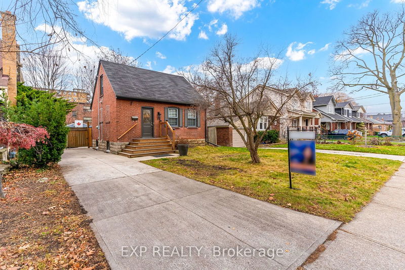 home for sale on 19 Albani Street