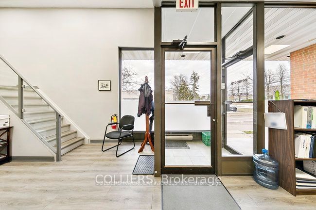 16 - 2181 Dunwin Dr, Mississauga, L5L 2X2 | Image 3