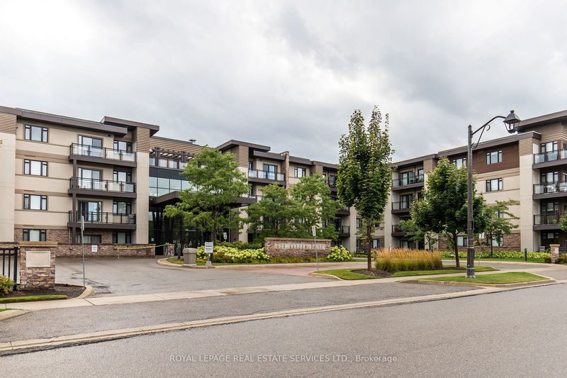 Unit 313 — 128 Garden Dr, Oakville - Old Oakville image-0-0