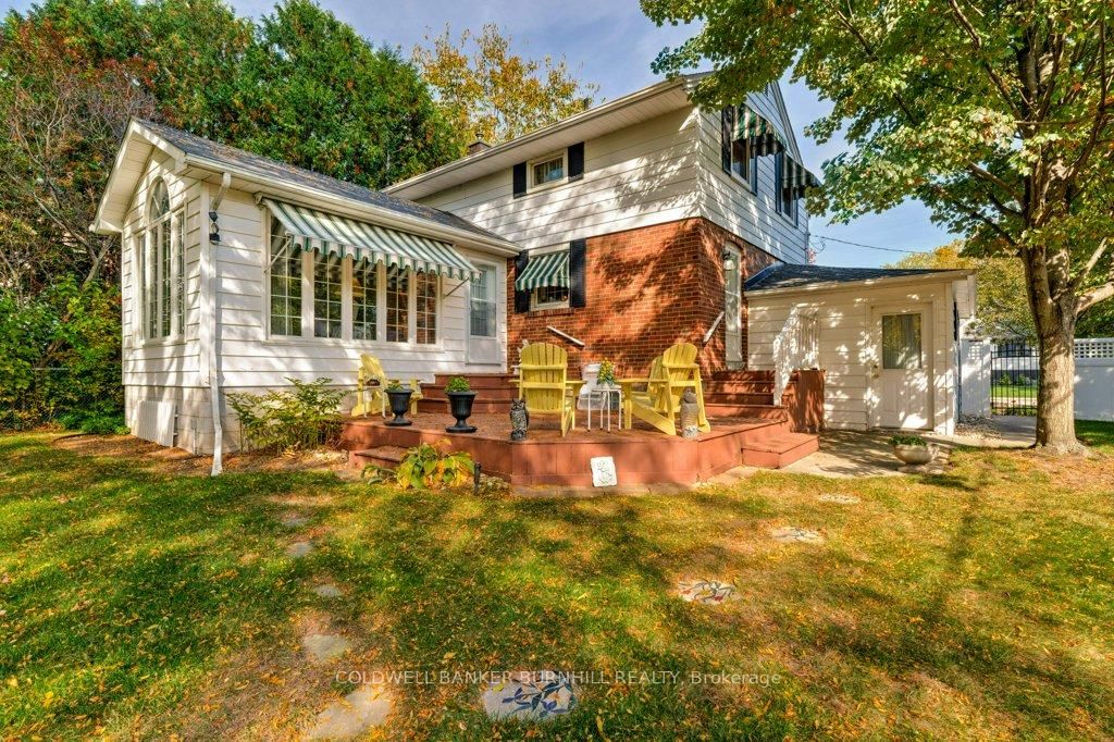 Listing photo 3