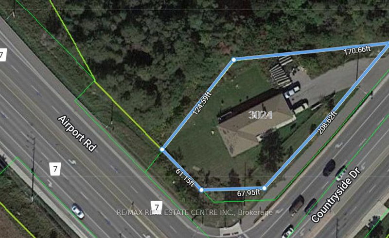 3024 Countryside Dr, Brampton, L6P 0V3 | Image 2