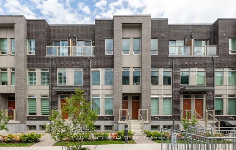 home for lease on 132-27 Applewood Lane