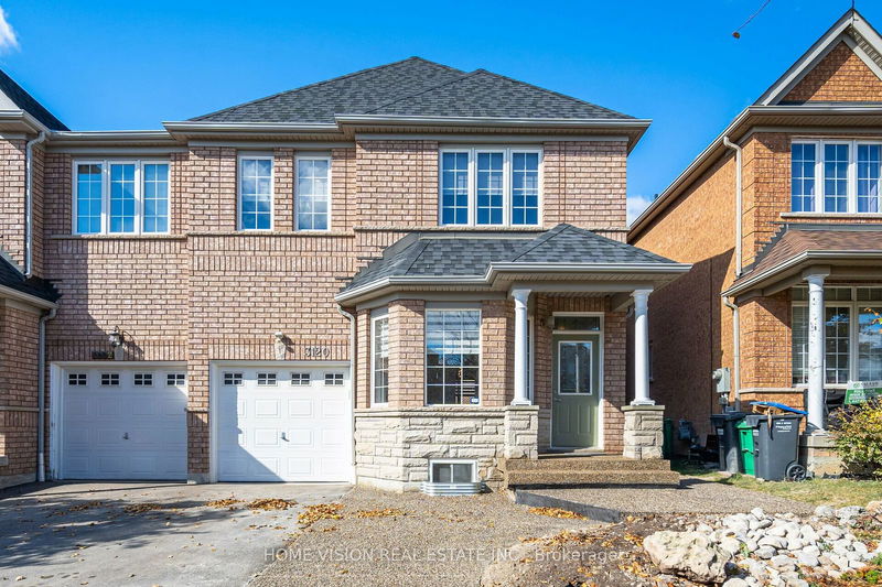 home for lease on 3120 Wrigglesworth Crescent