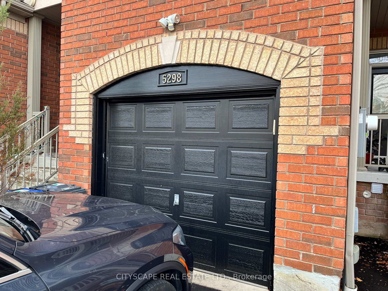 5298 Roadside Way E, Mississauga, L5M 0H9 | Image 2