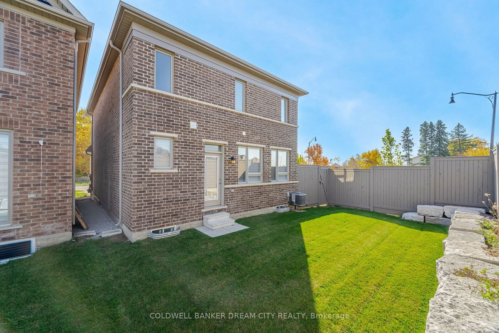 Listing Image 39