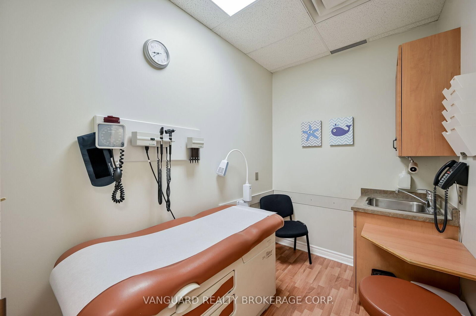 400 Bronte Street, Unit 209 - Photo 27