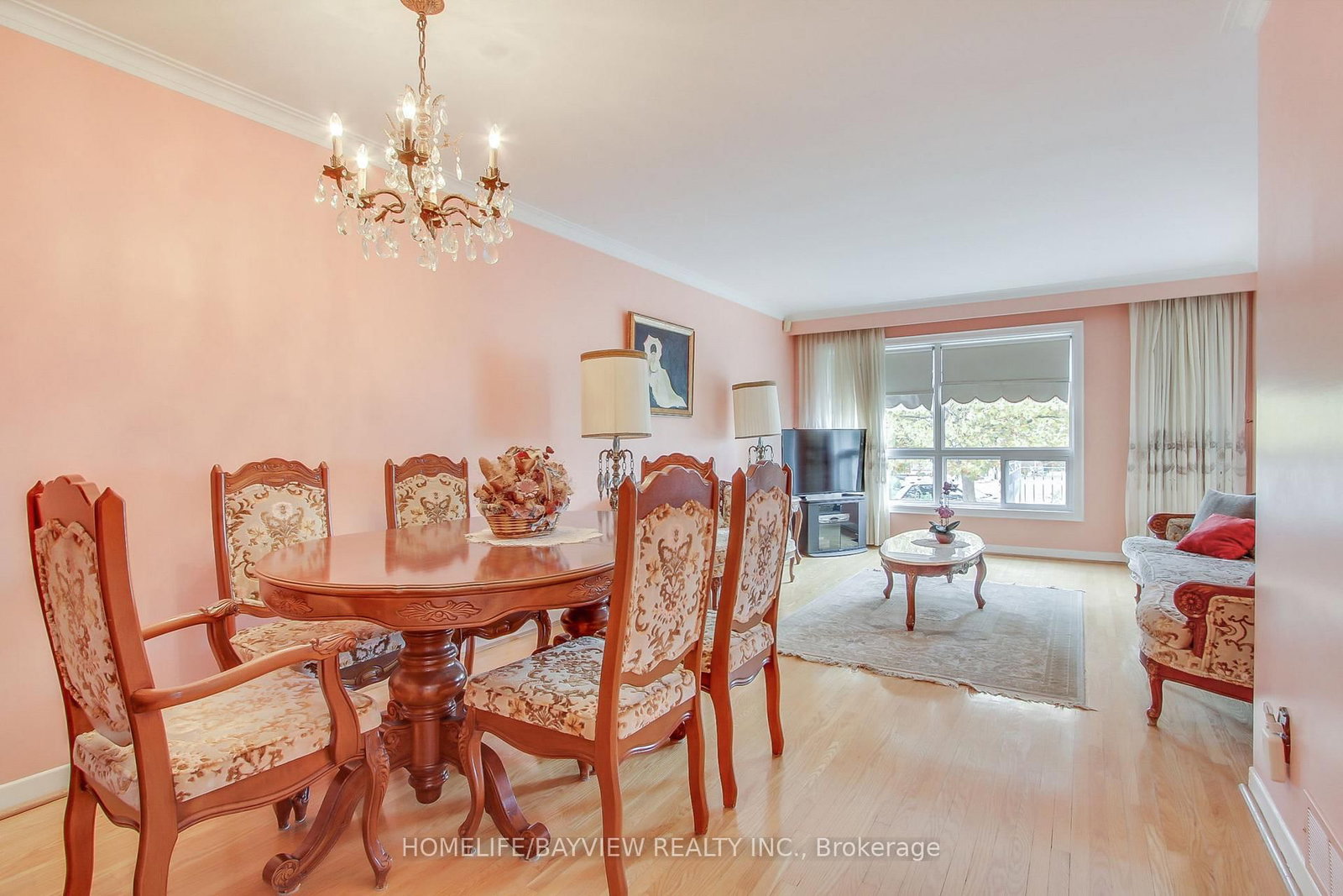 Listing Image 12